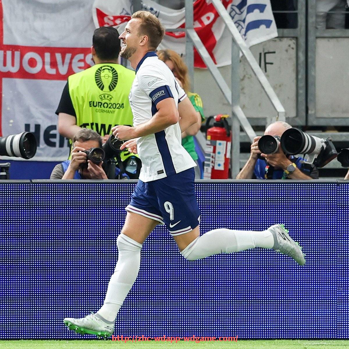 问鼎娱乐官网-法甲马赛前场压迫策略的效果与实施情况